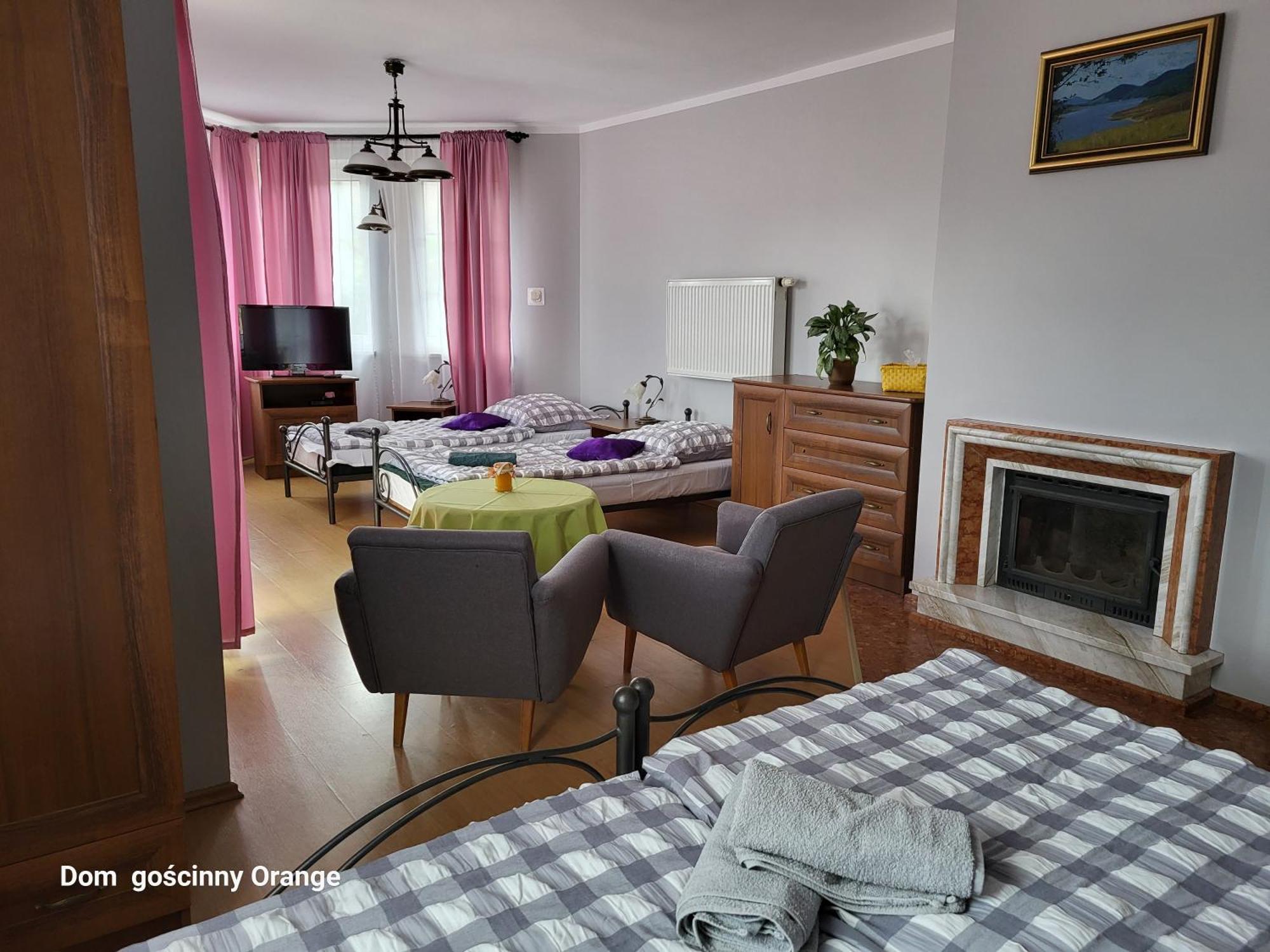 Dom Goscinny Orange Wysowa-Zdrój Exteriör bild